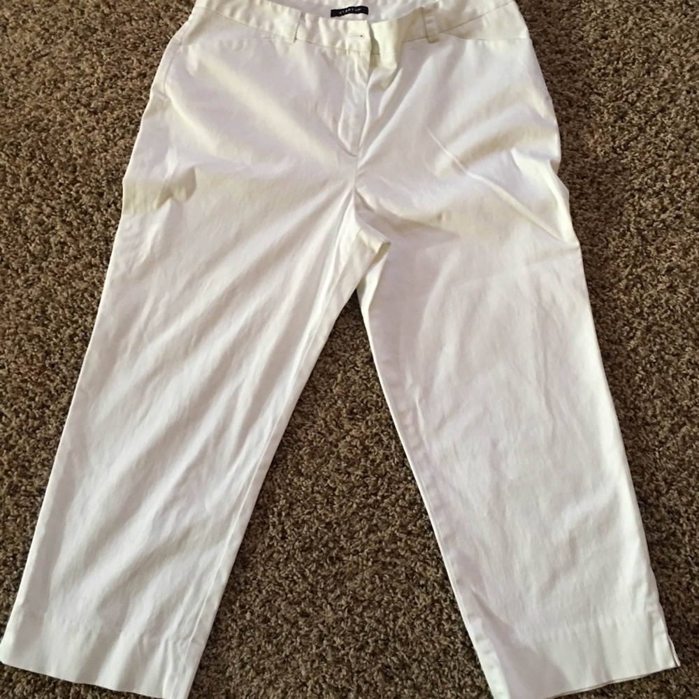 Jones New York pants . Size 12